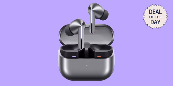 Samsung Galaxy Buds 3 Pro come in silver (pictured) and white.