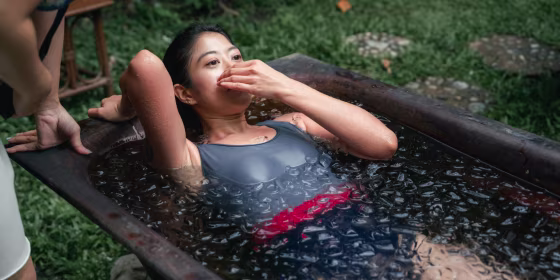 According to experts, cryotherapy can relieve joint pain, reduce inflammation and more.
