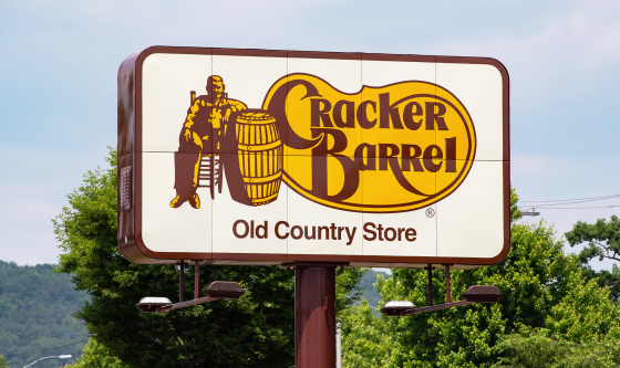 The Cracker Barrel Old Country Store logo.