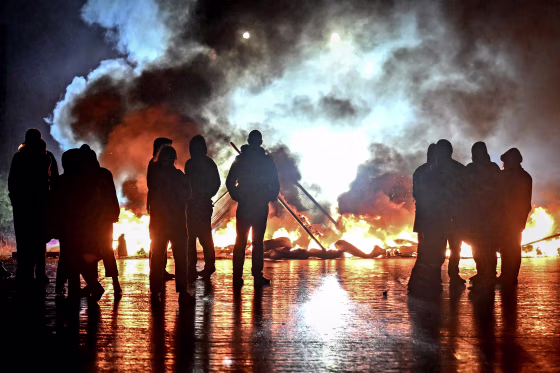 Image: TOPSHOT-FRANCE-POLITICS-SOCIAL-PROTEST