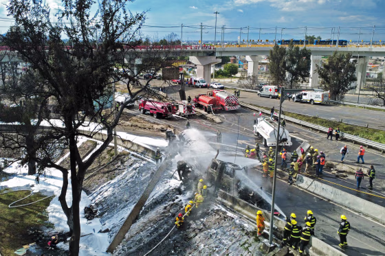 Image: mexico city gas truck explosion firefighters rescue workers
