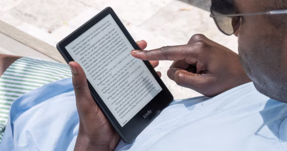 There are a few different Amazon Kindles to choose from, but it can be tough to spot the differences from the outside.