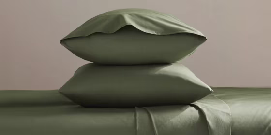 Brooklinen's Percale Core Sheets Set comes highly recommended by both experts and NBC Select editors.