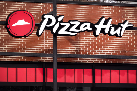 Pizza Hut Announces It's Closing Over 200 Stores