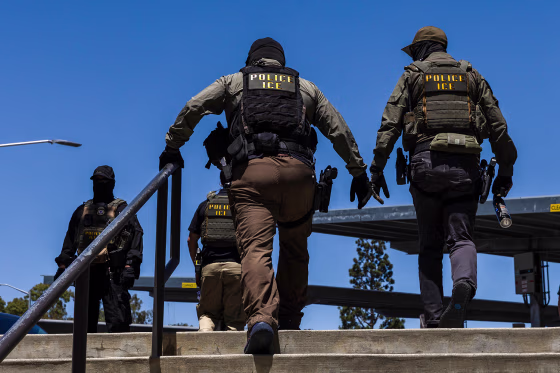 ICE agents