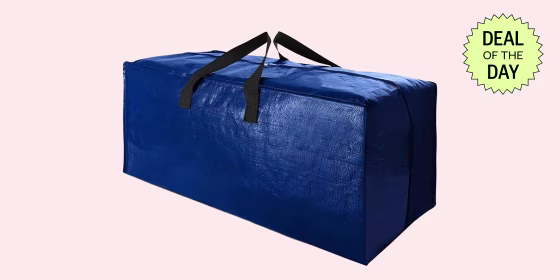 The Cosy Family moving bags have handles and come in multiple sizes.