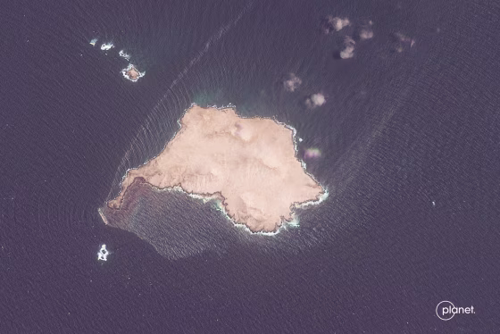 Satellite image shows the Caroline Bezengi vessel