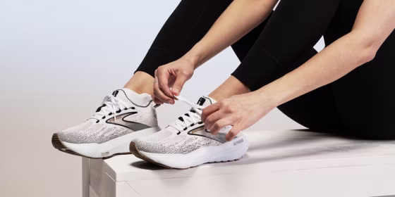 According to doctors, the average pair of running shoes should last between 300 and 500 miles. 