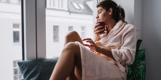When shopping for a bathrobe, experts recommend prioritizing absorbent and durable fabrics like cotton.
