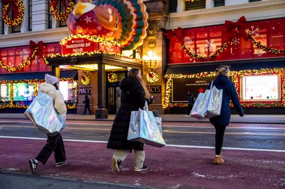 Shoppers In Manhattan On Black Friday