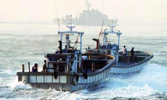 Three Chinese fishing ships that were hijacked by North Koreans on May 8th in the Yellow Sea were returned to China with their crews on Monday.