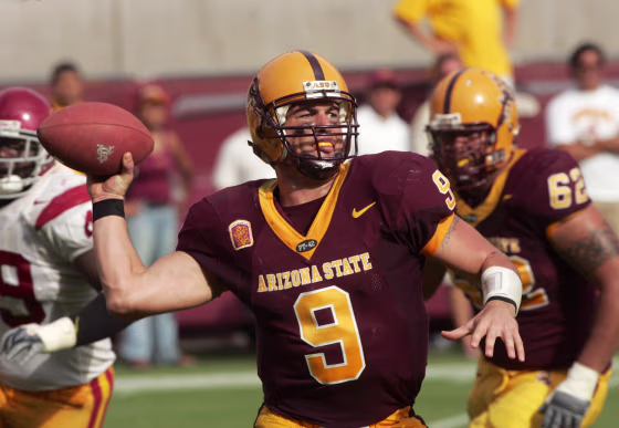 TEMPE, AZ - OCTOBER 1: Quarterback Sam Keller #9 of the Arizona State Sun Devils passes the ball during the game against the USC Trojans on October 1,...