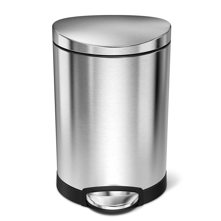 Deal Alert Amazon S Best Selling Trash Can Is On Sale For 15