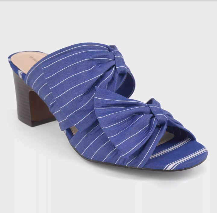 Women's Poppy Striped Bow Two Band Heeled Pumps
