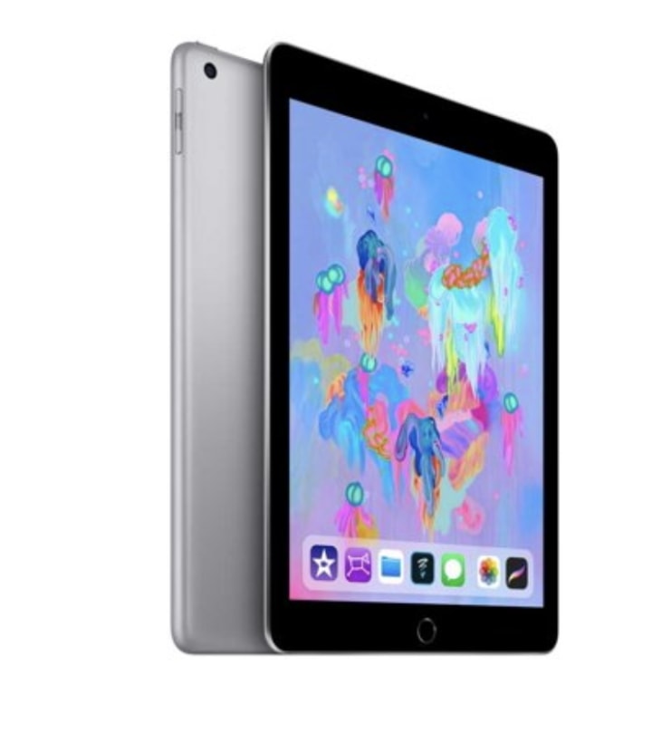 Apple iPad (Latest Model) 128GB Wi-Fi - Space Gray