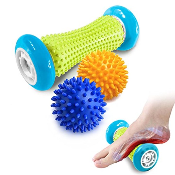 Pasnity Foot Massage Roller Spiky Ball Foot Pain Relief Massager Relieve Plantar Fasciitis and Heel Foot Arch Pain and Relax Shoulder Foot Back Leg Hand, Included 1 Roller &amp; 2 Spiky Balls (Light Blue)