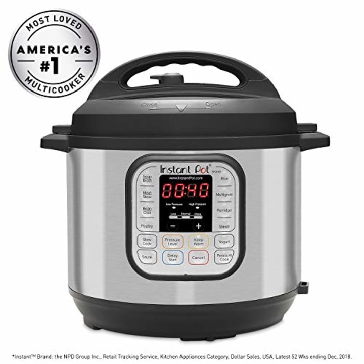 Instant Pot DUO60 6 Qt 7-in-1 Multi-Use Programmable Pressure Cooker, Slow Cooker, Rice Cooker, Steamer, Saut?, Yogurt Maker and Warmer