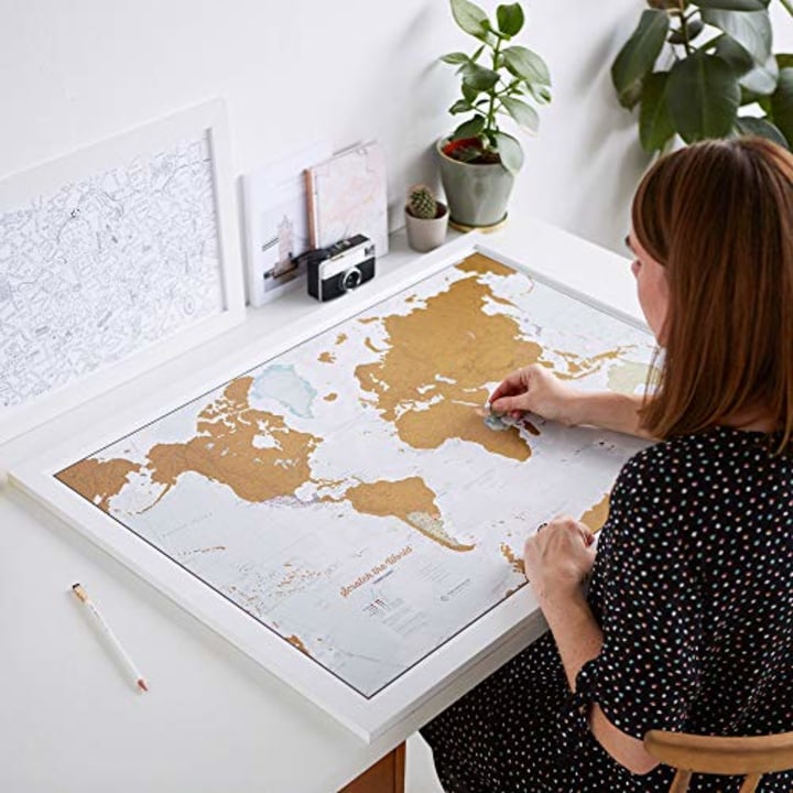 Maps International Scratch The World Travel Map - Scratch Off World Map Poster - Most Detailed Cartography - X-Large 33 x 23 - Featuring Country Boundaries and State Names