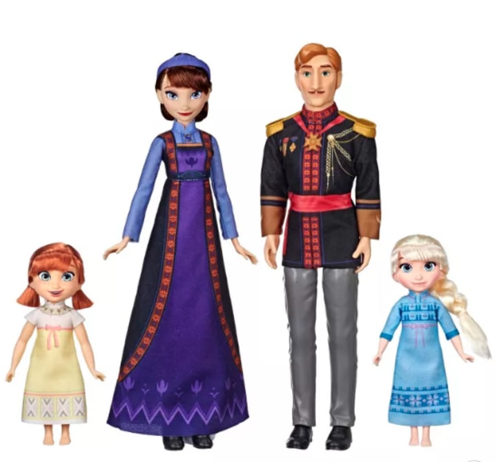 Disney "Frozen 2" Arendelle Royal Family Fashion Doll Set