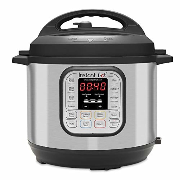 Instant Pot DUO60 6 Qt 7-in-1 Multi-Use Programmable Pressure Cooker, Slow Cooker, Rice Cooker, Steamer, Saut?, Yogurt Maker and Warmer