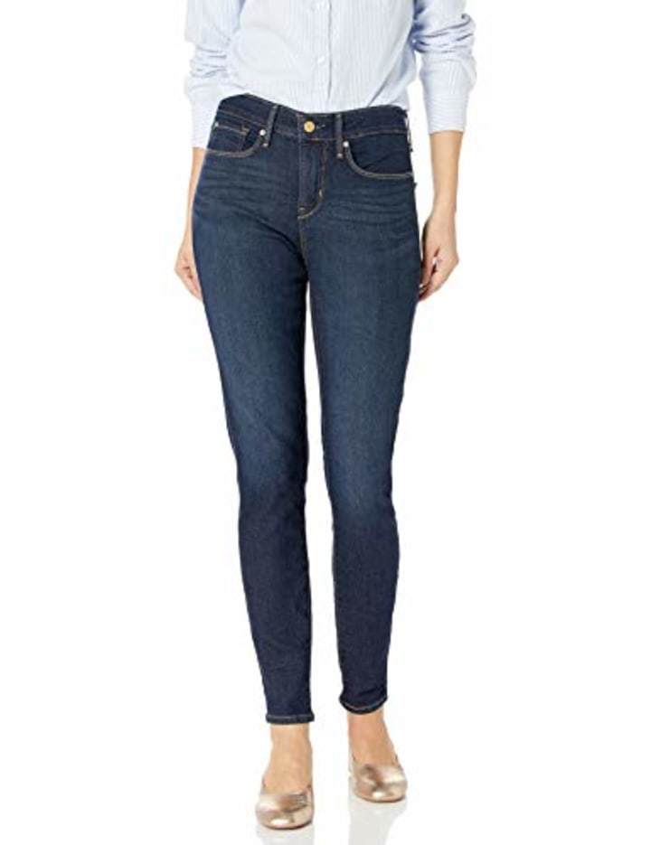 Signature by Levi Strauss &amp; Co Women&#039;s Totally Shaping Skinny Jeans, Gala, 8 Medium
