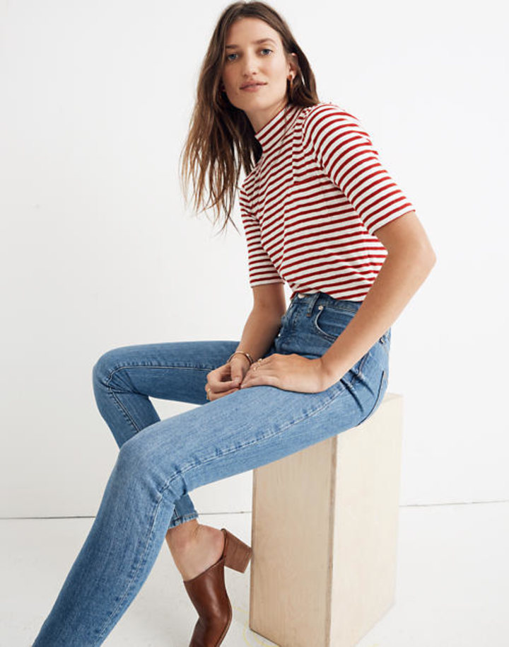 9" Mid-Rise Skinny Jeans in Comfort Stretch