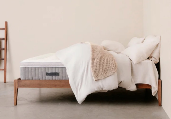 Natural and Organic Latex Hybrid Mattress Designed for Better Sleep