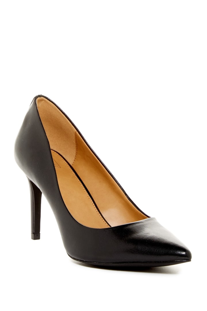 14th &amp; Union Maty Pointed Toe Pump