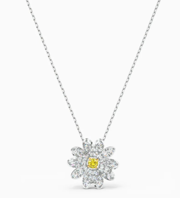 Eternal Flower Pendant Necklace