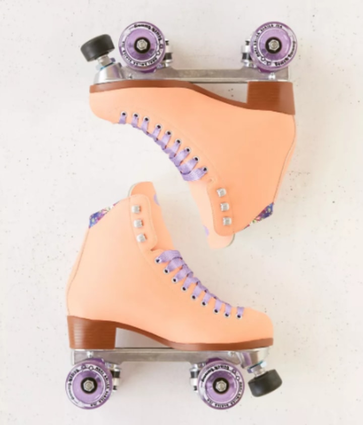 Details about   Roller Skates for Girls Size 5.5 White Sparkle Teenagers Quad Derby rollerskates 