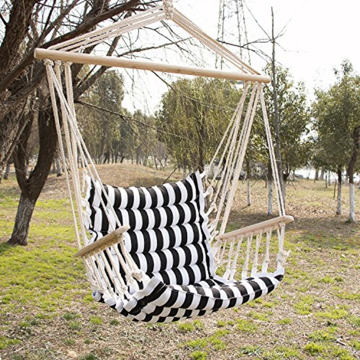 UHOM Hanging Hammock Swing Chair Patio Seat with Wood Stick Indoor/Outdoor