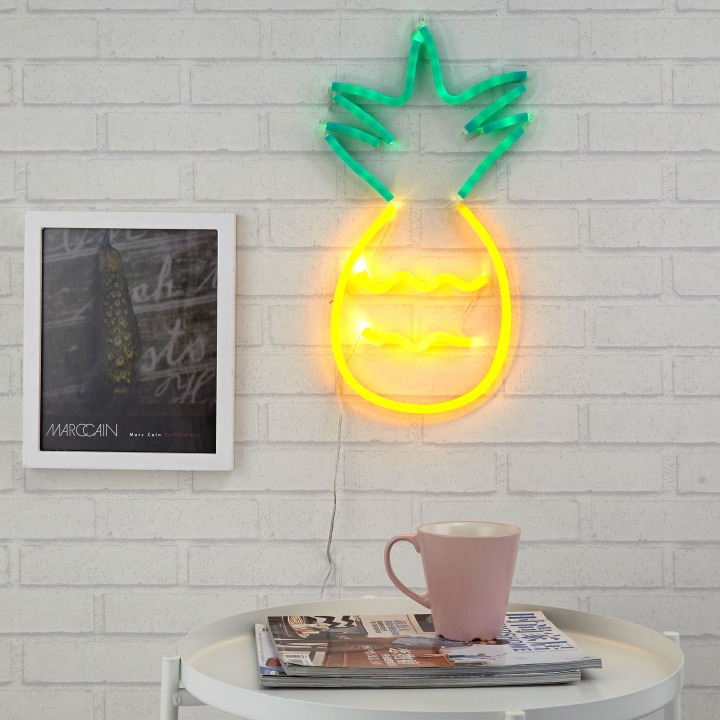 Urban Shop Pineapple Flex Neon on Die Cut Lighting Sign