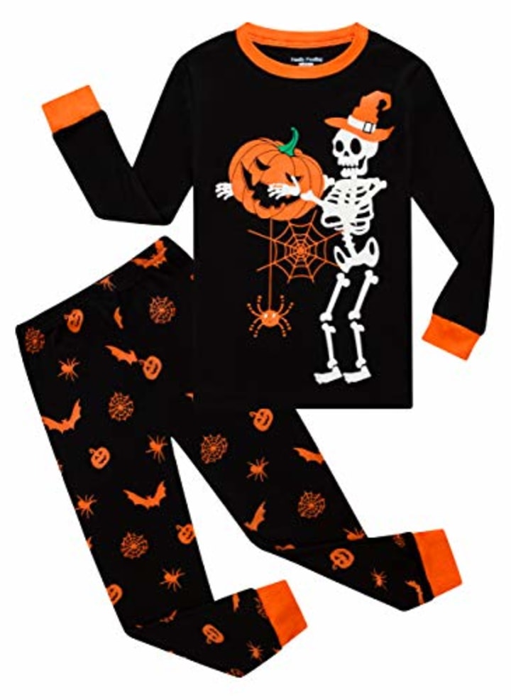 boys halloween pajamas