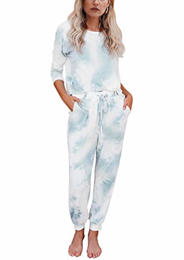 KIRUNDO Women's Tie Dye Pajamas Set Long Sleeves Jogger PJ Sets Two Pieces Crewneck Loungewear Nightwear Sleepwear (S=US4/6, Lake Blue)
