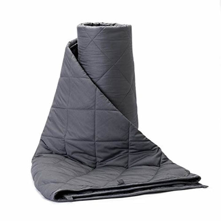 Best ecofriendly weighted blankets, according to experts
