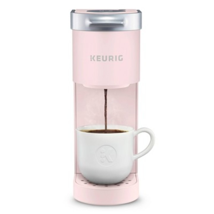 INCLUDED IN THE BOX: Keurig K-Mini single serve coffee maker.