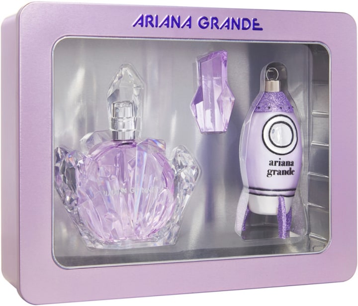 Ariana Grande R.E.M. Gift Set