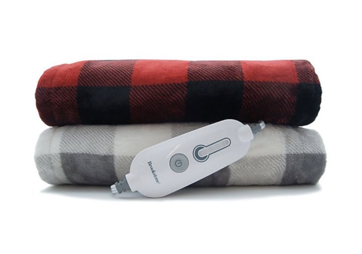 Brookstone n-a-p Heated Plush Throw Blanket in Red/Black