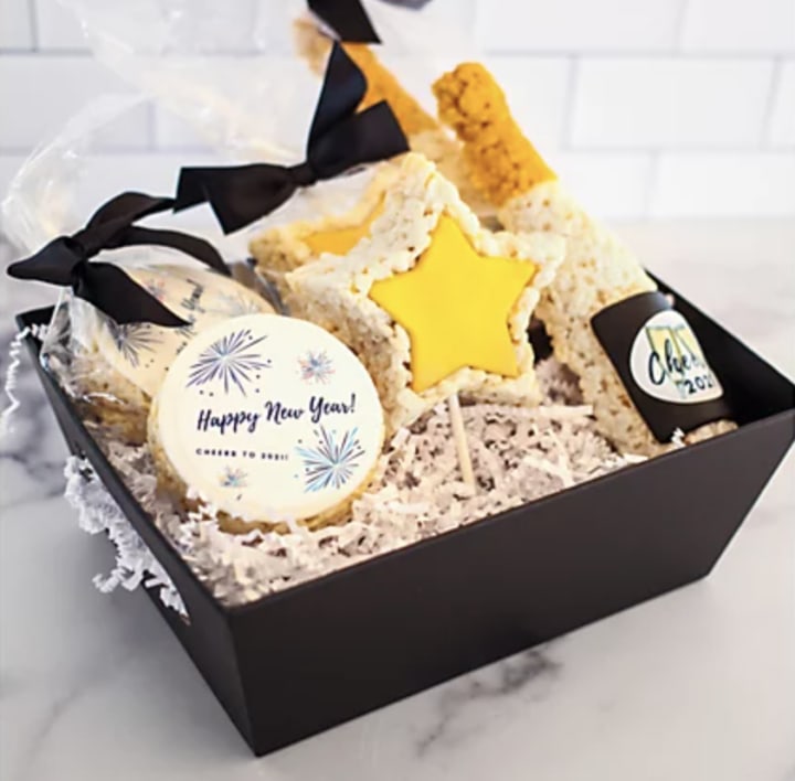 10 best gift baskets to send for the holidays TODAY