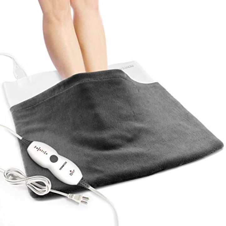 DONECO King Size Heating Pad(22&quot; x 22&quot;), Electric Foot Warmer with 4 Temperature Settings and Fast-Heating Technology - Extra Large for Feet, Back, Waist,Shoulders, Legs and Other Large Muscle Groups