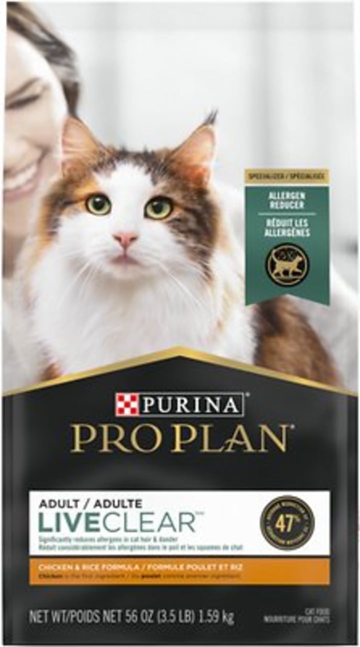 LIVECLEAR Adult Cat Food. 2021 Product of the Year.