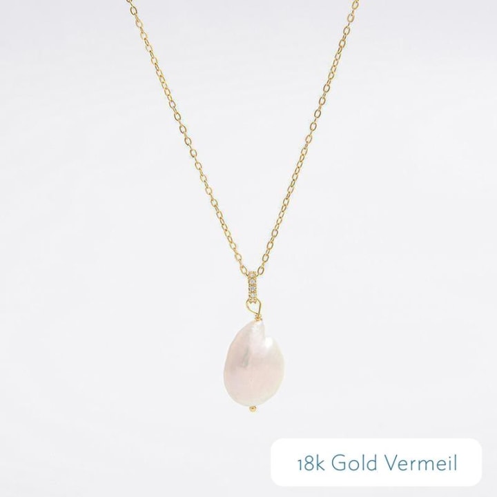 Mother of Pearl Droplet Necklace
