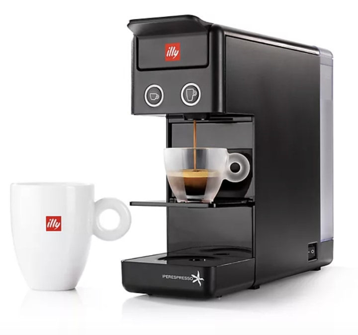 illy Y3.2 iperEspresso Espresso and Coffee Machine. New and notable launches this week.