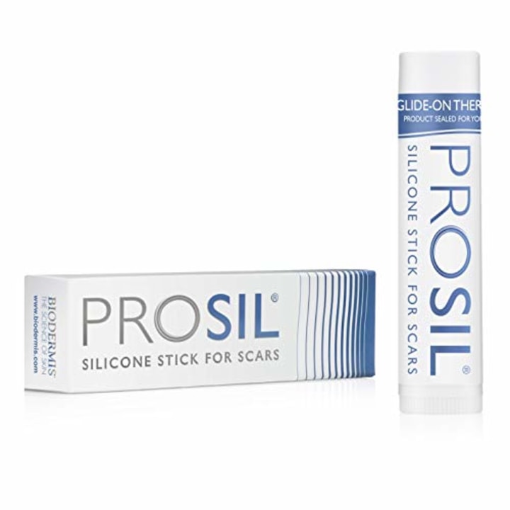 Pro-SIL Patented Silicone Scar Treatment Stick - Clinically Proven to Reduce The Appearance of Scars - Easy Glide-on Applicator, 4.25g