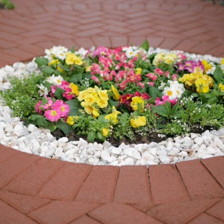 Pavestone .5 Cu. ft. Bagged White Marble Chips. How to design a Japanese zen garden.