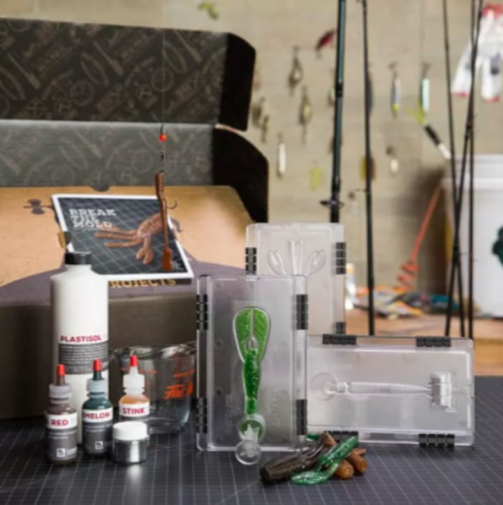 Man Crates Lure Making Kit. Best Father's Day fishing gifts 2021.