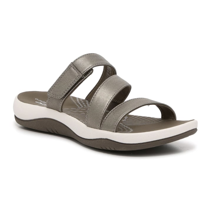 12 best women’s sandals with arch support in 2021
