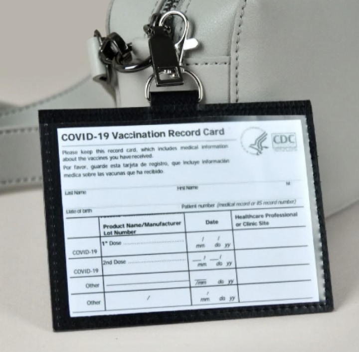 VIDA Vaccination Card Holder