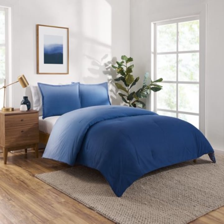 Gap Home Ombre Reversible Organic Cotton Blend Comforter Set, Twin, Blue, 2-Pieces