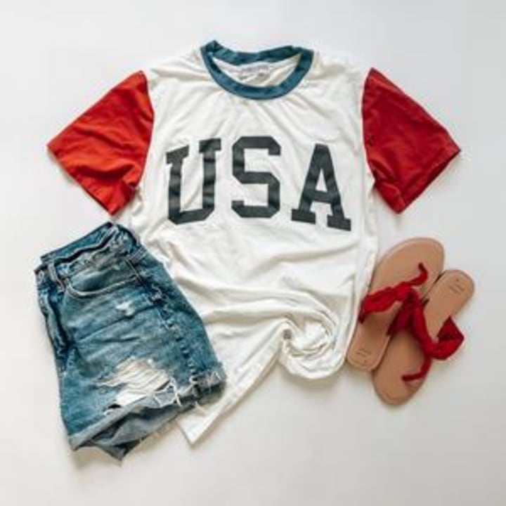 USA. tee